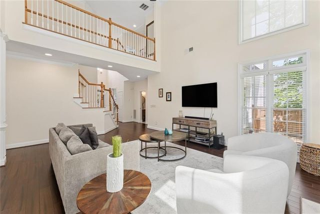 5607 Vinings Retreat Pass SW, Mableton, GA 30126
