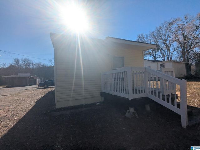 517 HOWARD STREET, Talladega, AL 35160