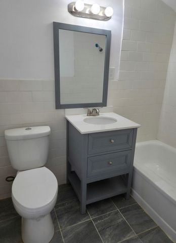 19313 Winthrop Street, Detroit City, MI 48235