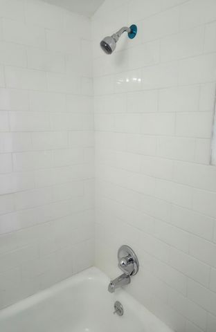 19313 Winthrop Street, Detroit City, MI 48235