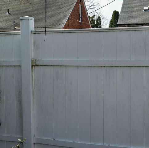 19313 Winthrop Street, Detroit City, MI 48235