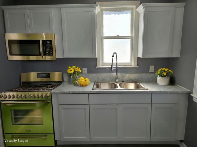 19313 Winthrop Street, Detroit City, MI 48235