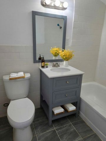 19313 Winthrop Street, Detroit City, MI 48235