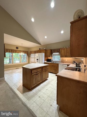 130 MEADOW DR, Seaford, DE 19973