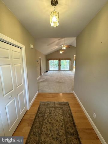 130 MEADOW DR, Seaford, DE 19973