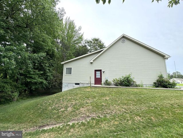 130 MEADOW DR, Seaford, DE 19973