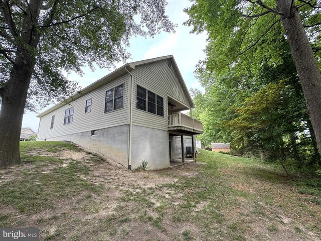 130 MEADOW DR, Seaford, DE 19973