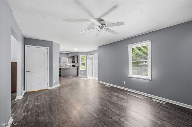 1581 Denise Drive, Copley, OH 44321