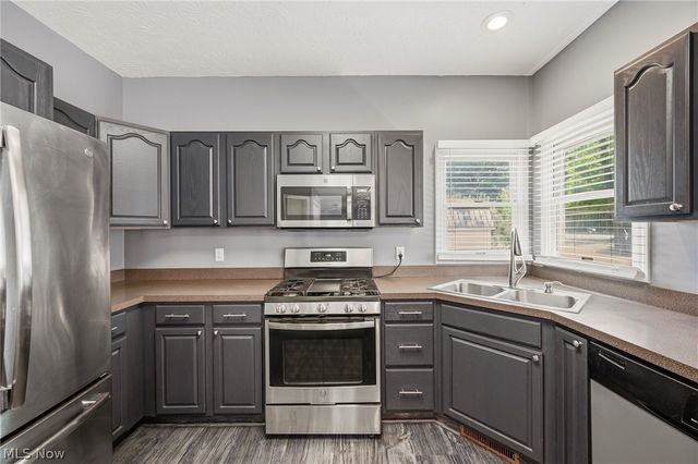 1581 Denise Drive, Copley, OH 44321