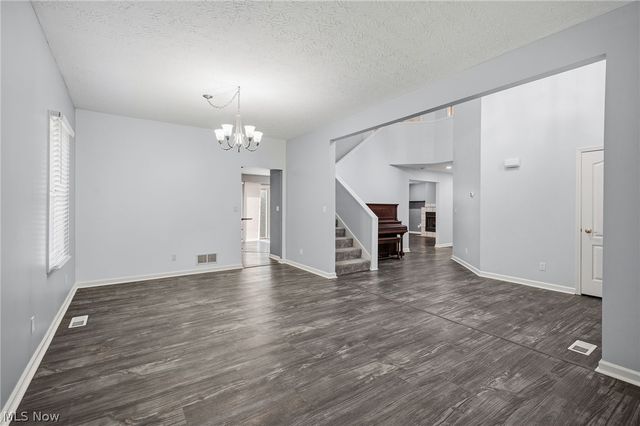 1581 Denise Drive, Copley, OH 44321
