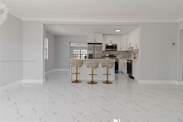 1721 NW 51st St, Miami, FL 33142