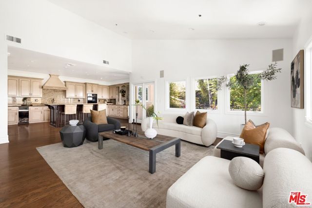 2480 Briarcrest Road, Los Angeles, CA 90210