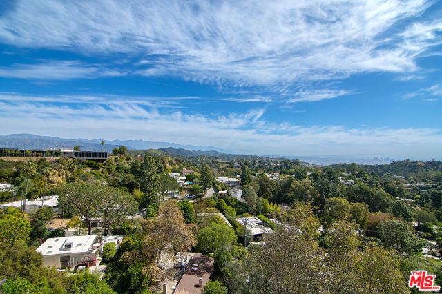 2480 Briarcrest Road, Los Angeles, CA 90210