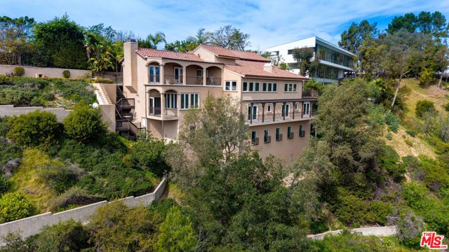 2480 Briarcrest Road, Los Angeles, CA 90210