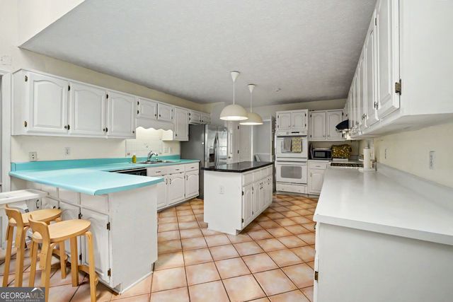 311 White Oak Drive, Newnan, GA 30263