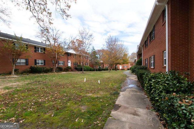 3660 Peachtree Road NE E4, Atlanta, GA 30319