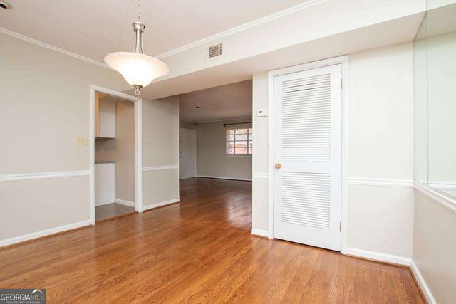 3660 Peachtree Road NE E4, Atlanta, GA 30319