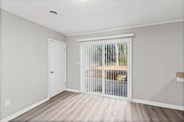 2633 Crosscreek Road, Hephzibah, GA 30815