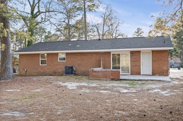 2633 Crosscreek Road, Hephzibah, GA 30815