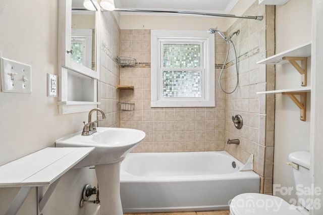 31 Clay Street, Asheville, NC 28806