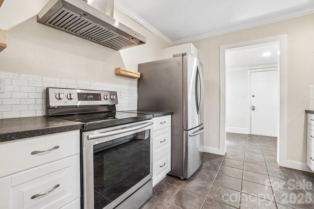 31 Clay Street, Asheville, NC 28806