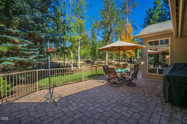 58210 McNary Lane 1, Sunriver, OR 97707