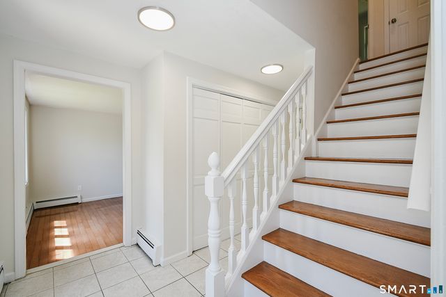 24 Valley View Drive, Windsor, CT 06095
