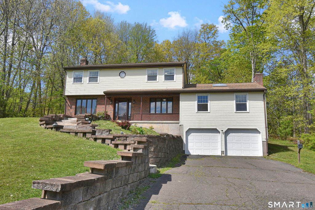 24 Valley View Drive, Windsor, CT 06095