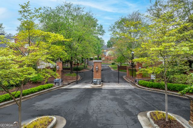 53 Paces West Drive, Atlanta, GA 30327