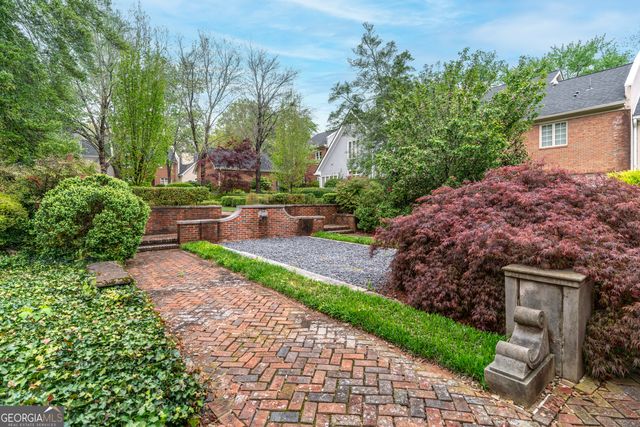 53 Paces West Drive, Atlanta, GA 30327