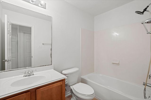 35 Wickerdale Place, The Woodlands, TX 77382