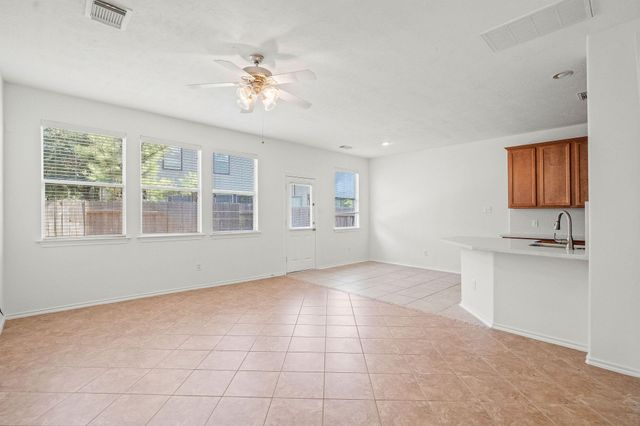 35 Wickerdale Place, The Woodlands, TX 77382