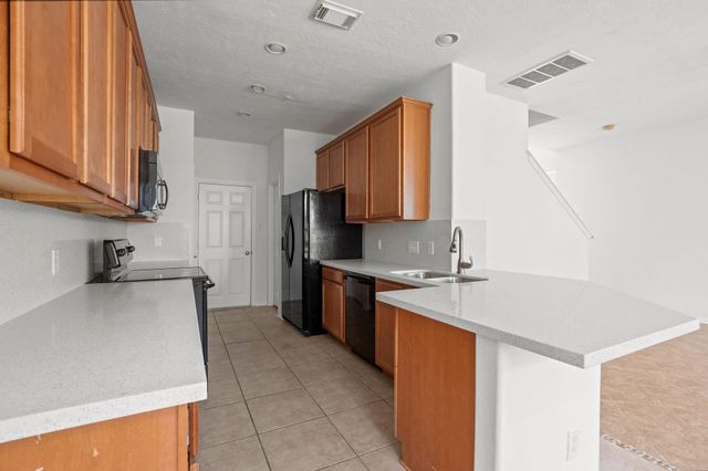 35 Wickerdale Place, The Woodlands, TX 77382