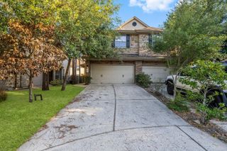 35 Wickerdale Place, The Woodlands, TX 77382