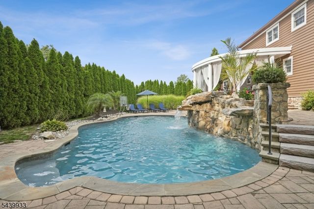 170 Killarney Dr, Berkeley Heights Twp., NJ 07922