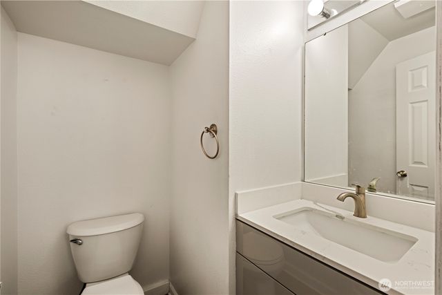 5202 E E Street, Tacoma, WA 98404