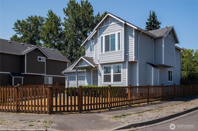5202 E E Street, Tacoma, WA 98404