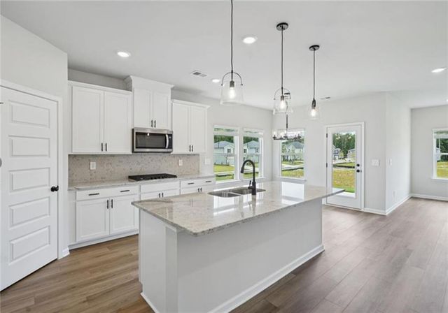 2888 Sweet Red Circle, Braselton, GA 30517