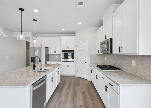 2888 Sweet Red Circle, Braselton, GA 30517