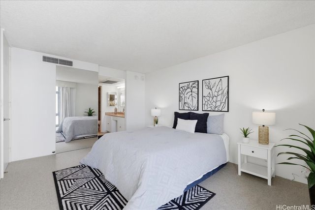 1600 Ala Moana Boulevard 2910, Honolulu, HI 96815