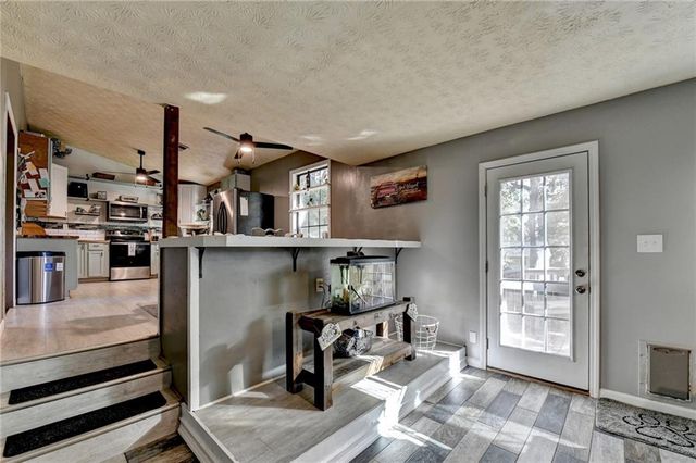 1112 Oak Grove Circle, Lawrenceville, GA 30043