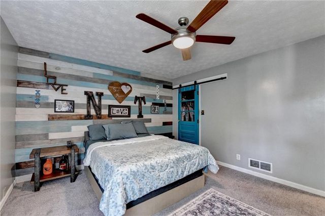 1112 Oak Grove Circle, Lawrenceville, GA 30043