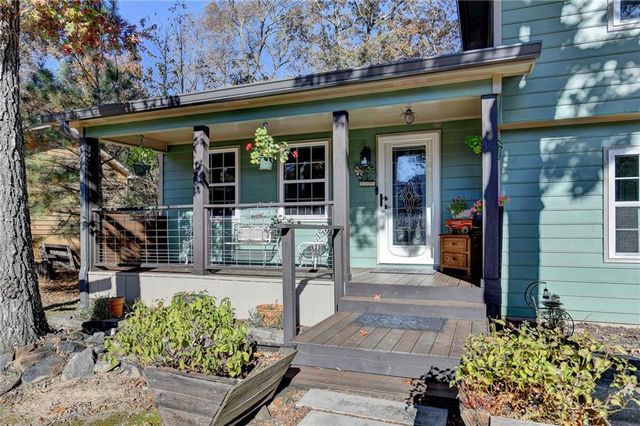 1112 Oak Grove Circle, Lawrenceville, GA 30043