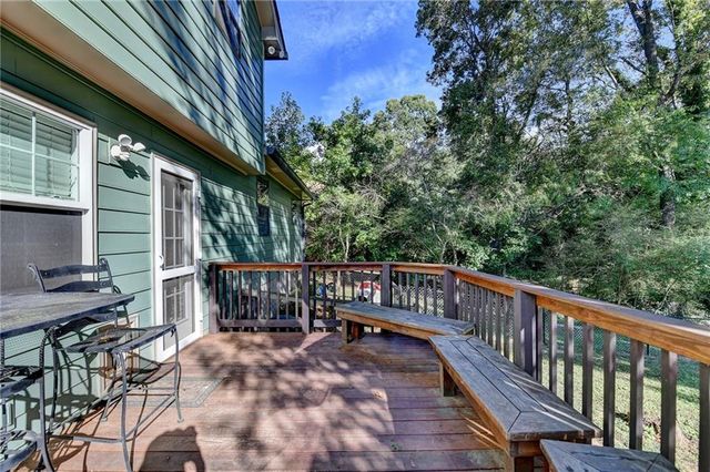 1112 Oak Grove Circle, Lawrenceville, GA 30043