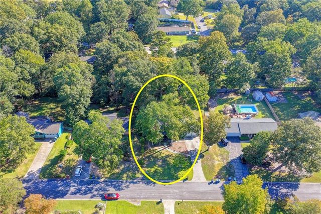 1112 Oak Grove Circle, Lawrenceville, GA 30043