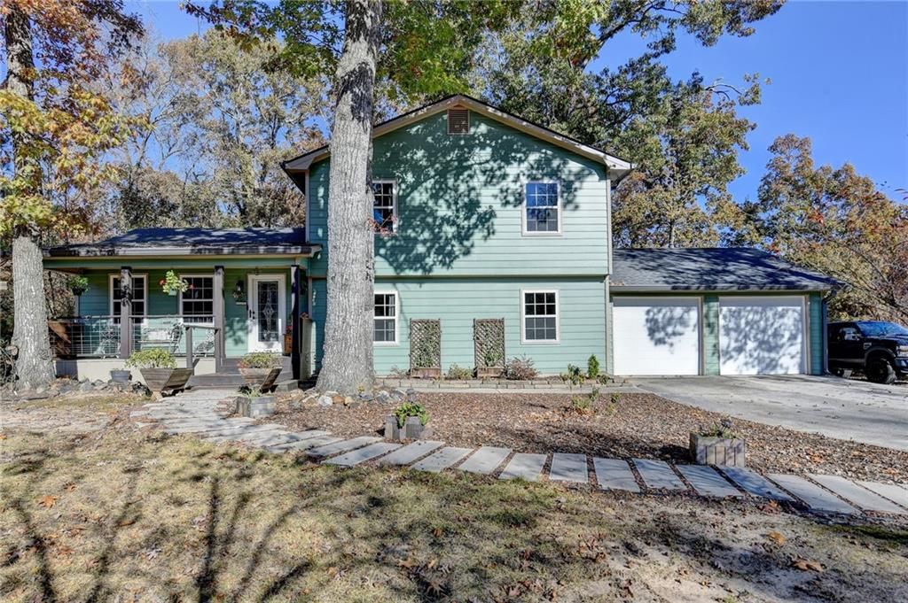 1112 Oak Grove Circle, Lawrenceville, GA 30043