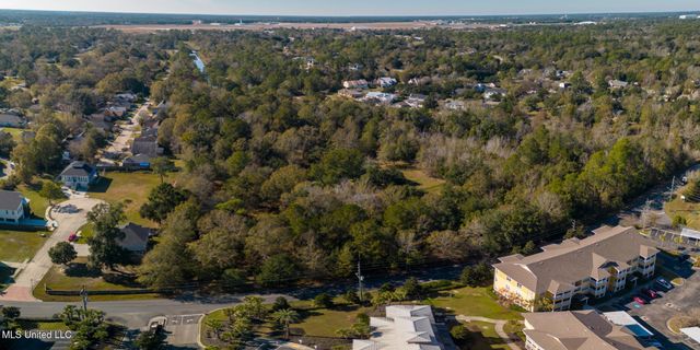1017 Courthouse Road, Gulfport, MS 39507