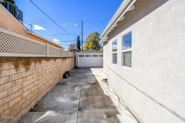 321 N Lima Street, Burbank, CA 91505