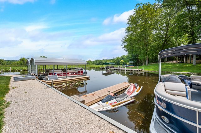 5800 South Shore Drive, Nashville, IN 47448