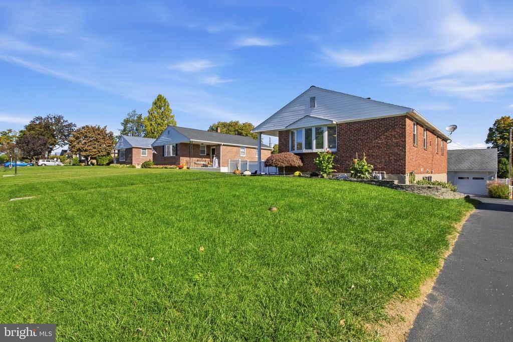 945 SPRINGHAVEN RD, SPRINGFIELD, PA 19064 — photo 3